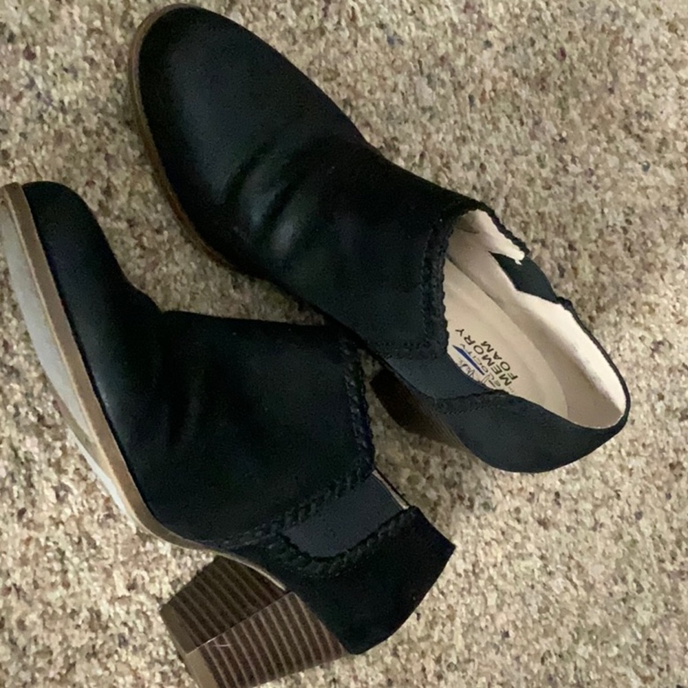 Black ankle boot